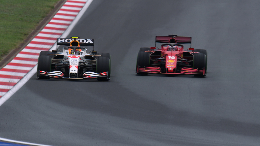 2021 Turkish Grand Prix: Sergio Perez and Charles Leclerc battle for third