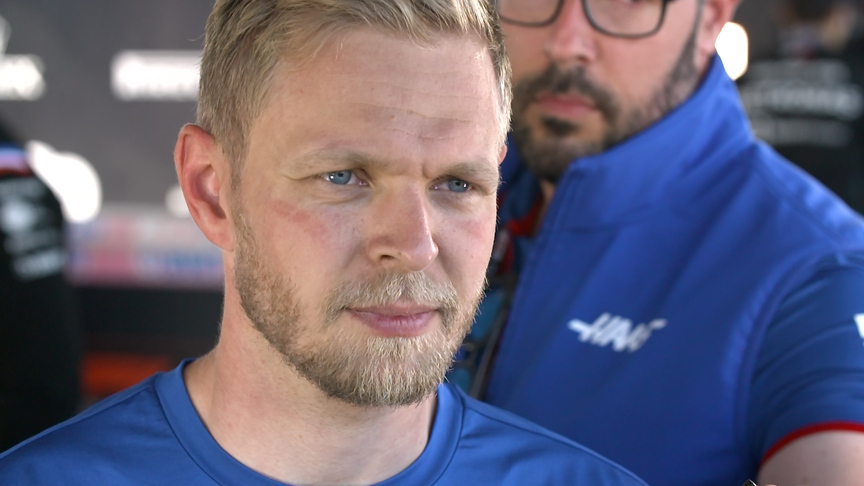 ‘I don’t get it’ – Magnussen baffled after he’s ordered to pit to fix damaged front wing