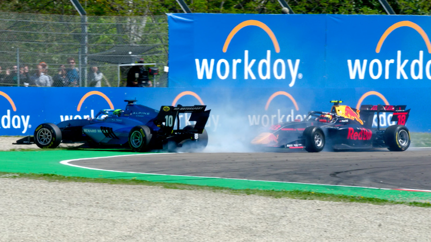 Formula 3 Emilia Romagna Sprint: Hadjar and Collet crash out of fight for P3 at Imola