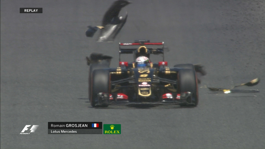FP2 breaking news: Grosjean bodywork explosion brings out red flag