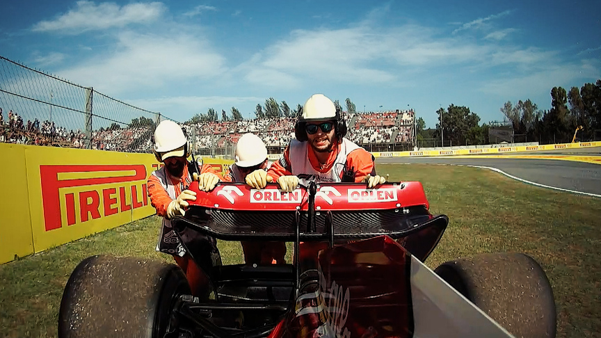 2022 Spanish GP FP2: Bottas retires early with smoking Alfa