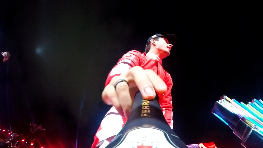BOTTLE CAM: Perez and Leclerc celebrate Las Vegas podium with bottle of Ferrari Trento