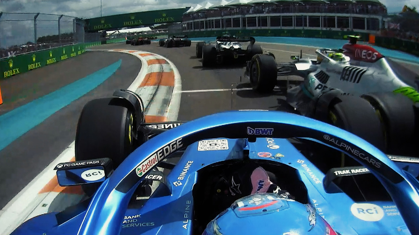 2022 Miami Grand Prix: Hamilton and Alonso make contact at race start