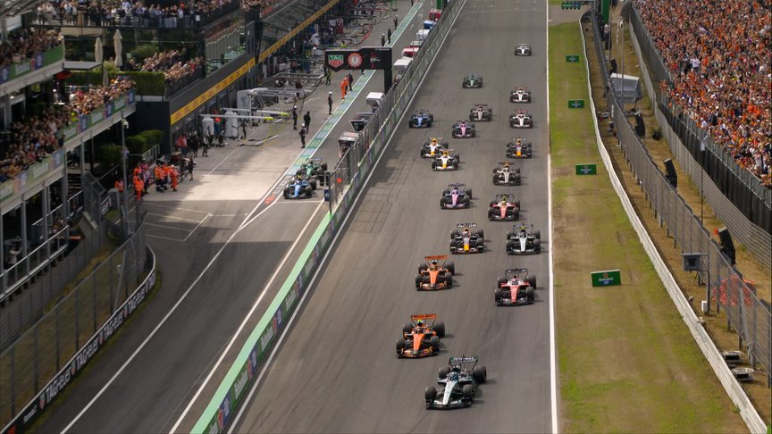 2026 Dutch GP Sprint: Russell leads away on the start as Antonelli jumps Piastri