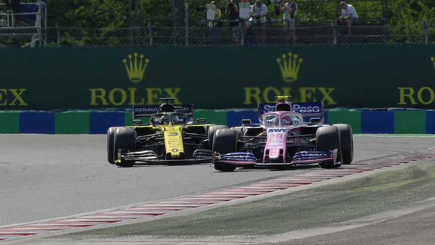 Hungarian GP: Ricciardo goes around the outside of Stroll at Turn 2