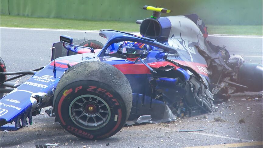 FP3: Toro Rosso's Albon suffers huge crash out of final corner