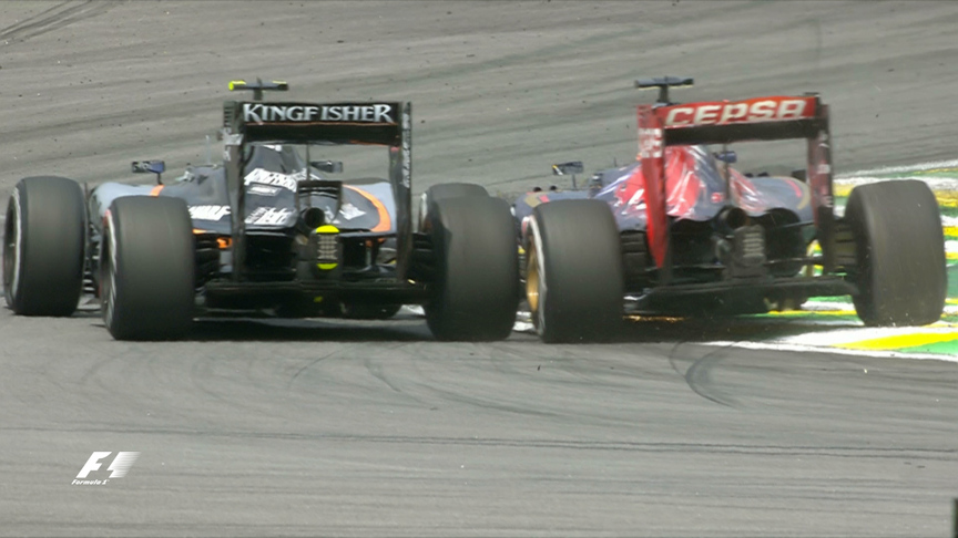 Brazil 2015 - Verstappen passes Perez