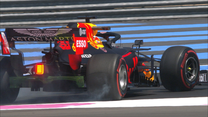 FP1: Verstappen gets it wrong as he tests Turn 8 limits