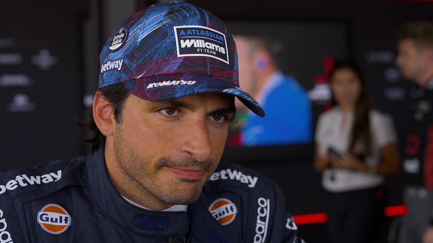Sainz: Williams have a 'big, big road ahead' as upgrades don't perform as expected