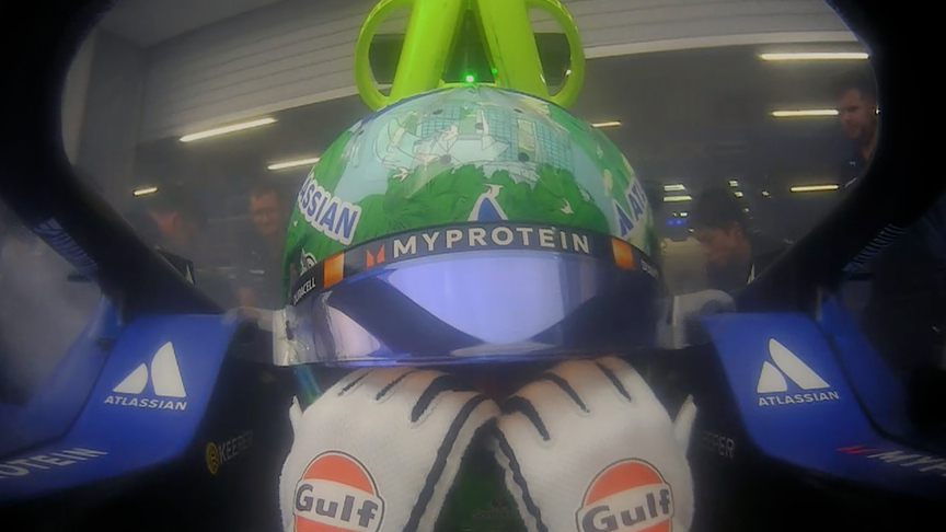 2025 Singapore GP FP1: Albon out of the car after brake fire on his Williams