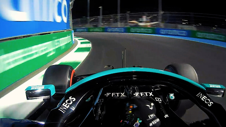 ONBOARD: Lewis Hamilton’s 2021 Pirelli Pole Position Award lap at the Saudi Arabian Grand Prix