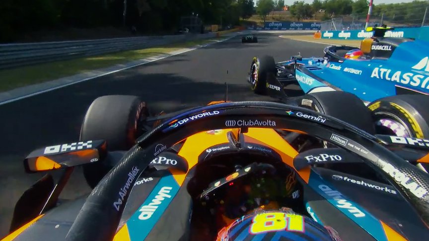 2026 Hungarian Grand Prix: Sainz makes contact with Piastri 