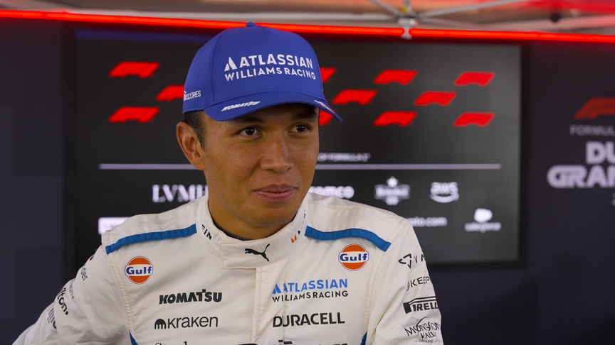 Albon confirms his front wing is the only damage from his contact with the barriers in FP2