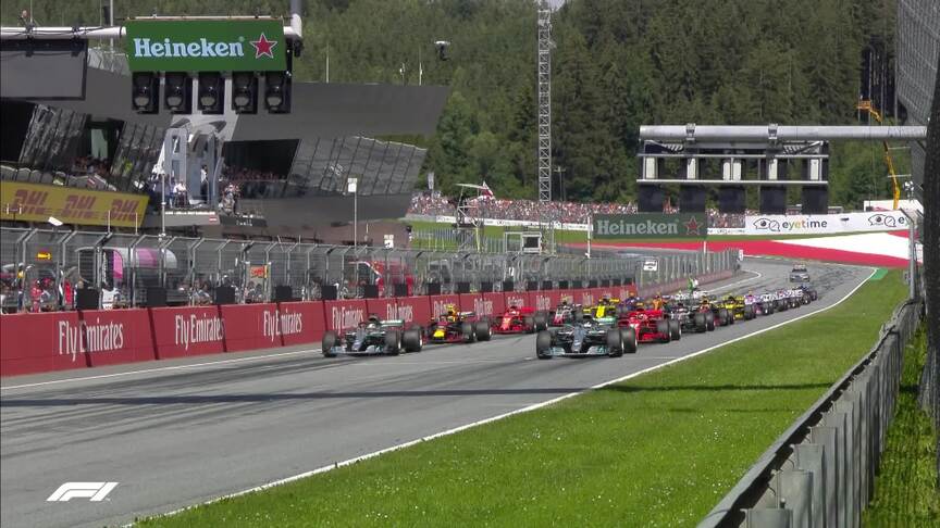 RACE: Raikkonen goes from hero to zero on lap 1