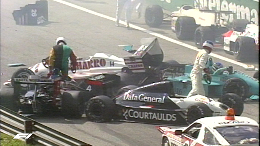F1 VAULT: Austria start line chaos in 1987