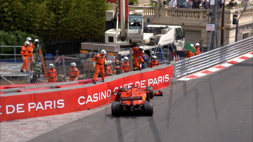 FP3: Vettel crashes out early at Sainte Devote