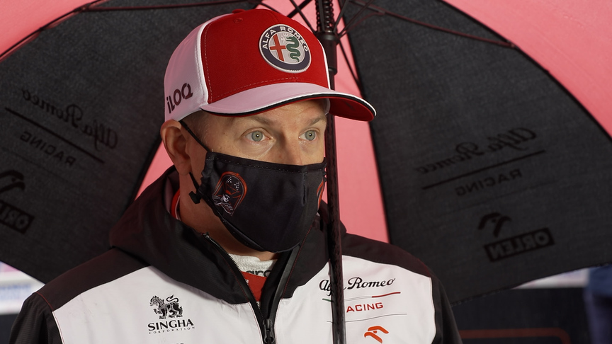 Kimi Räikkönen frustrated by delay but 'we cannot change the weather'