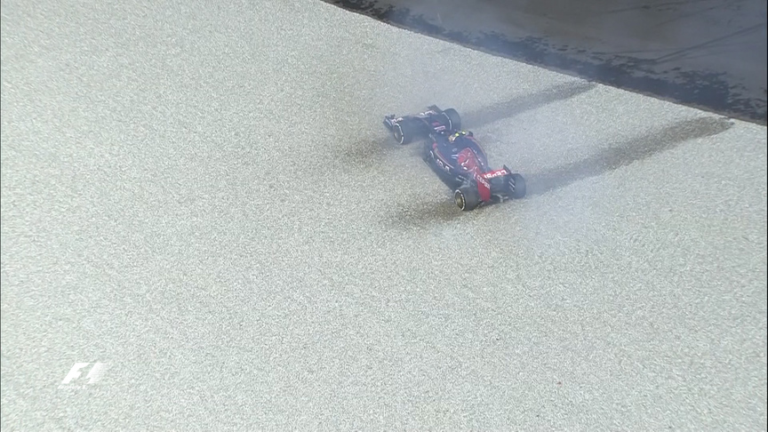 FP1 breaking news: Issues for Sainz end in spin