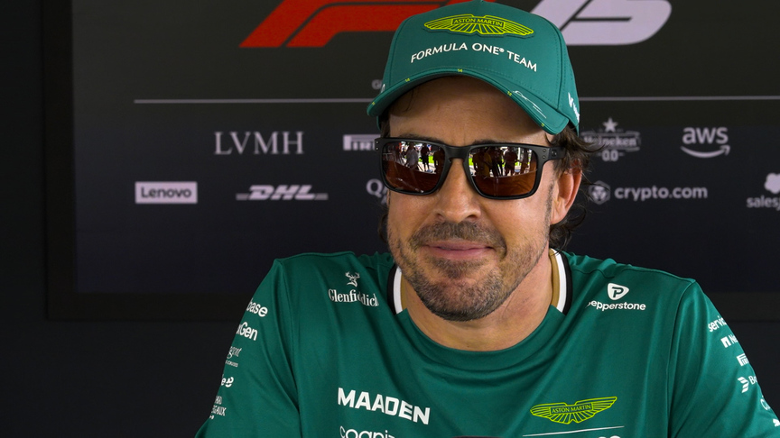 Alonso tight-lipped about Aston Martin performance after Friday practice in Melbourne