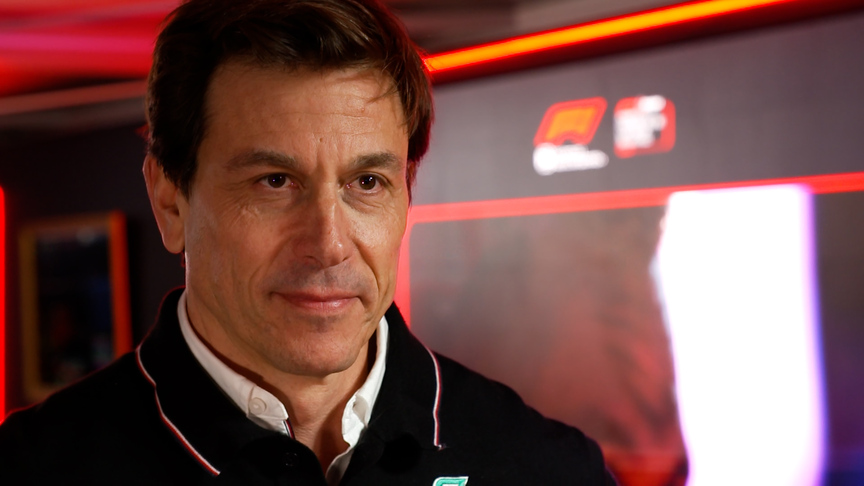 ‘These things happen’ – Wolff on the ‘unfortunate’ drain cover issue in FP1 at Las Vegas