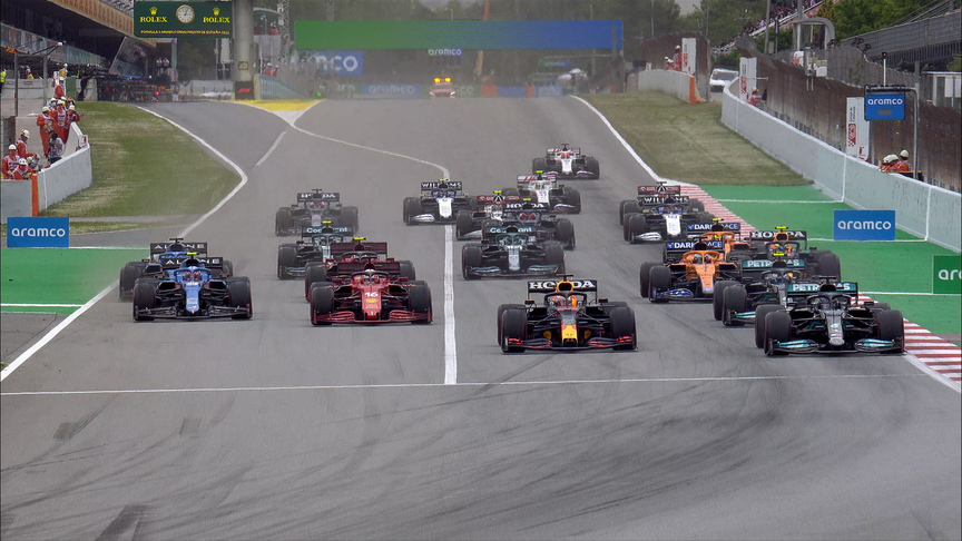 2021 Spanish Grand Prix: Verstappen overtakes Hamilton at race start 