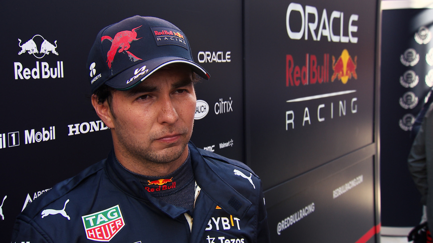 Sergio Pérez battling limited track time and tyre degradation on Friday